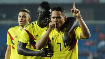 Carlos Bacca y Davinson S&aacute;nchez, jugadores de la Selecci&oacute;n Colombia