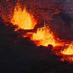 Entra en erupción en volcán más activo de Kamchatka tras el terremoto