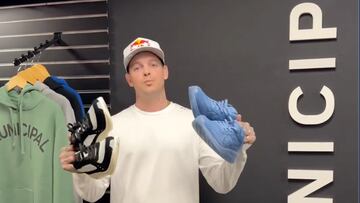 Ryan Sheckler con sus nuevas zapatillas Municipal