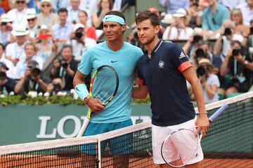 Saludo entre los finalistas 