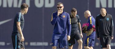 Primer ensayo de la vida del Barcelona sin el lesionado Messi