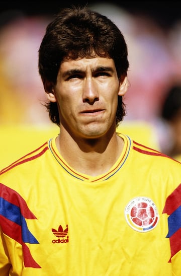 Andrés Escobar fue asesinado diez días después del partido en que marcó un gol en propia meta en la Copa del Mundo de 1994 en Estados Unidos, frente a la selección anfitriona, tras el que Colombia quedó fuera del torneo.
