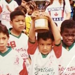Los inicios de Andrés Román, el lateral que fue goleador de niño