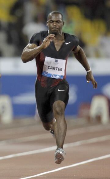 Atleta jamaicano de velocidad el 29 de agosto de 2010 en el Gran Premio IAAF en Rieti consiguió su mejor marca personal 9,78s en los 100m.