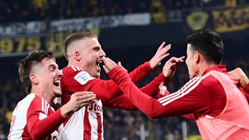 AEK 1 - 3 Olympiacos: resumen, resultado y goles