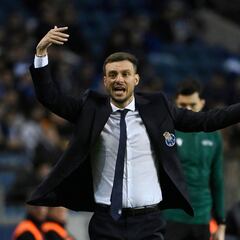 Anselmi no es la solución del Porto