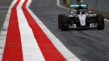 Rosberg, con su Mercedes en Austria.