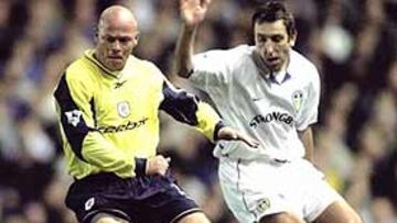 <b>UNA VIDA MARCADA POR LA TRAGEDIA</b>. Los padres del defensa se suicidaron cuando él tenía trece años.