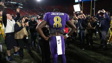 El quarterback de segundo año sigue con un desempeño fuera de este mundo, pero su único interés es alzar el trofeo Vince Lombardi el próximo 2 de febrero.