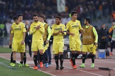 Villarreal bow out but Pope Francis blesses Santos Borré