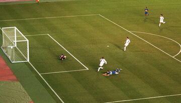 Martín Palermo y Riquelme se llevaron los reflectores aquella noche. El dorsal número nueve marcó un doblete que lo llevó a la gloria