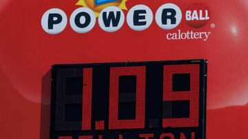 The Powerball jackpot has risen to over a billion dollars after no winners were chosen in the previous drawing. Here are the winning numbers for last night’s draw.
