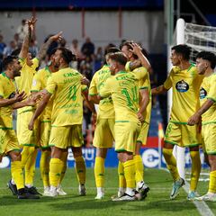 El Depor da un golpe sobre la mesa en el Anxo Carro