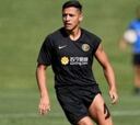Alexis volvió a entrenar en Inter con un llamativo aparato