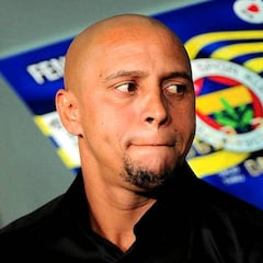 Roberto Carlos "quiere poner a sus dos hijos en la calle"
