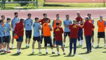 La Selección se entrenó antes de viajar a Brasil.
