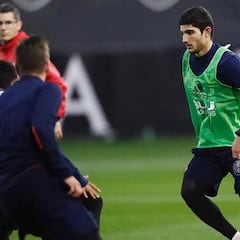 Guedes no arroja la toalla para poder estar ante el Barcelona