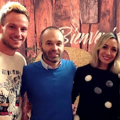 Iniesta y Rakitic, una amistad que va más allá del césped