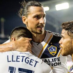 Ibrahimovic: "We're a different team with Jona dos Santos"