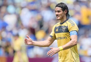 Cavani no tira la toalla