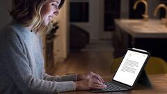 Esta carcasa con teclado Logitech es ideal para proteger tu iPad