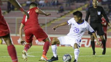 Un autogol de Jiovanny Ramos le permitió a El Salvador conseguir un valioso empate en el Estadio Rommel Fernández para ir al Cuscatlán en la vuelta.