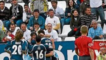 <b>TOMAN OXÍGENO. </b>Los cordobesistas toman aire para seguir luchando por la permanencia y dejan tocado a un rival directo, el Albacete.