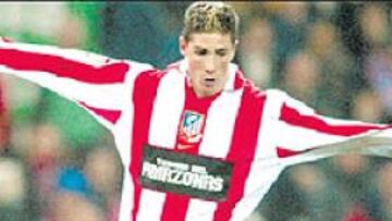 <b>CODICIADO</b>. Fernando Torres es el objeto de deseo de los grandes de Europa.