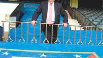 <b>Bianchi.</b> "Me inspira confianza: huele a fútbol. Es un ganador, pero hay que dejarle trabajar".