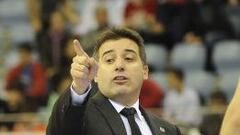 Pueyo: ¡°Tenemos que ganar m¨¢s de la mitad de los partidos¡±