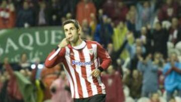 Toquero relanza al Athletic y hunde aún más al Zaragoza