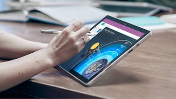 Microsoft trabaja en una tablet Surface plegable