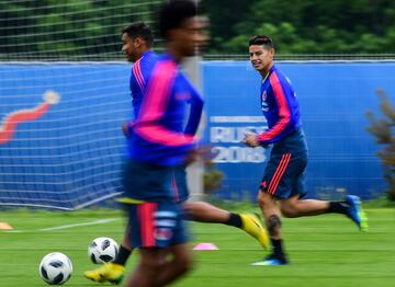 James Rodríguez fue el gran protagonista del entrenamiento de la Selección Colombia, el '10' sería inicialista ante Polonia 