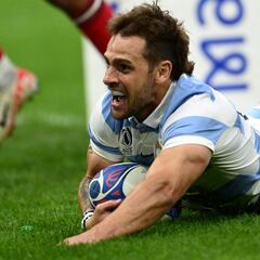 La mano de D10s lleva a Argentina a semifinales del Mundial