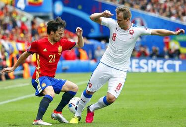 Spain 1-0 Czech Republic: Iniesta, Silva, Piqué... the main men