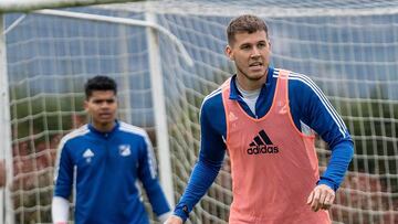 Juan Pablo Vargas durante un entrenamiento con Millonarios.