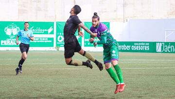 Imagen del partido entre el Mancha Real y el Intercity