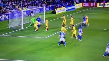 Monumental enfado en el Linares: "El gol es legal..."