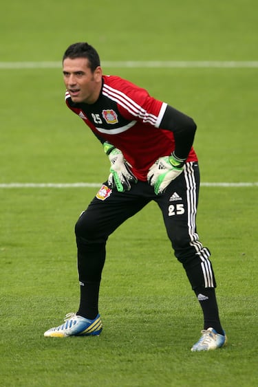 El de Alcudia de Carlet, municipio y localidad de España, en la provincia de Valencia, se retiró en la campaña 2014-15 defendiendo la camiseta del conjunto alemán.