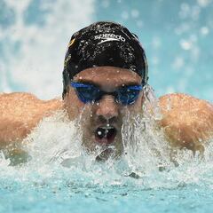 Salvaje carrera de Pons: cuarto en 400 estilos y récord español