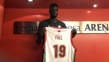 Baskonia presenta su primer fichaje, el pívot Youssapha Fall