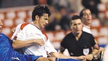 <b>CASTIGADO. </b>Martí vio dos cartulinas amarillas y no jugará la ida de los cuartos.