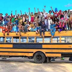 'El bus', un viaje de amigos y acción que no acabó bien