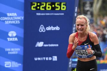 Shalane Flanagan ganadora de las corredoras Profesionales. 