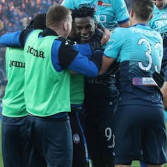 Duvan Zapata, elegido por la Roma para reemplazar a Dzeko