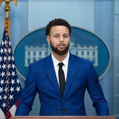 Stephen Curry agradece a Joe Biden haber devuelto a suelo estadounidense a la basquetbolista Brittney Griner