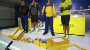 Marcelo y David Luiz, entre cartas de correo