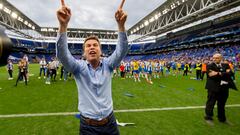 18/05/19 PARTIDO DE PRIMERA DIVISION RCD ESPANYOL  -  REAL SOCIEDAD  ALEGRIA CELEBRACION POR LA CLASIFICACION PARA JUGAR EN EUROPA  RUBI ENTRENADOR 
PUBLICADA 30/05/19 NA MA24 1COL