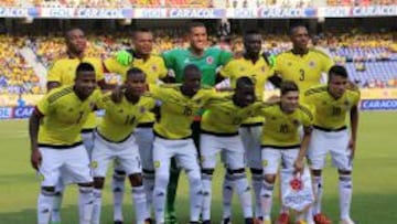 Formación de Colombia antes del partido de ida por el repechaje para los Juegos Olímpicos Río 2016 ante Estados Unidos.