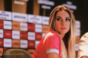 Carolina Potaluppi, la hija del entrenador del Gremio Renato Gaúcho.